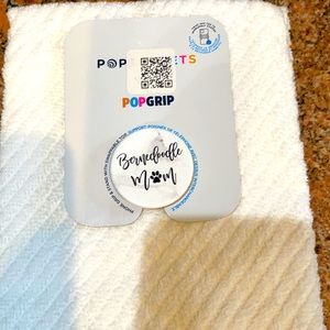 Bernedoodle mom pop socket pop grip white